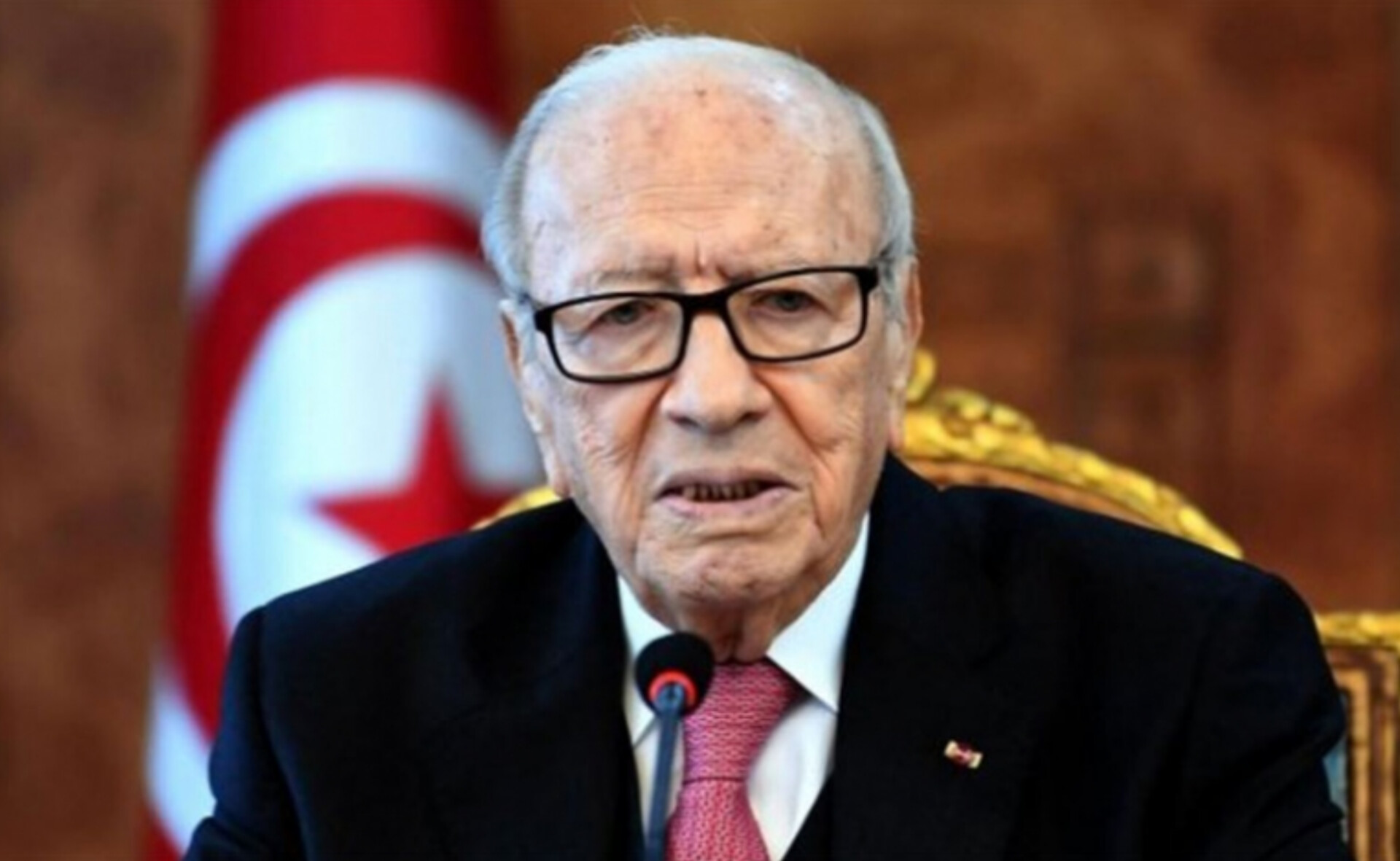 معطيات خطيرة تكشف السبب الحقيقي وراء رحيل الرئيس السابق الباجي قائد السبسي 1 InShot 20250521 154002223